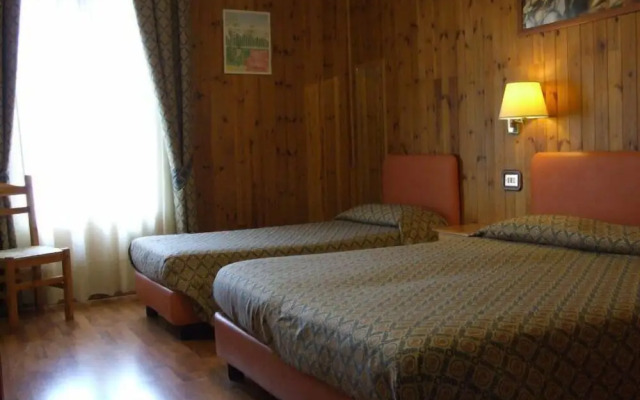 Hotel Cimone