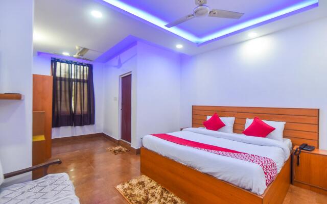 OYO 12846 Hotel Sunita