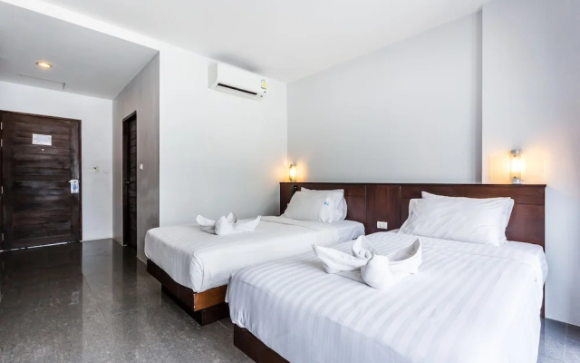 77 Bangla Hotel
