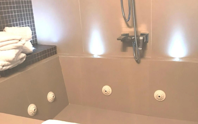 AB Design Suites  Madrid