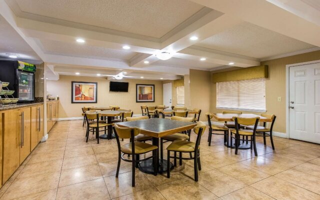 Quality Inn & Suites Corinth West