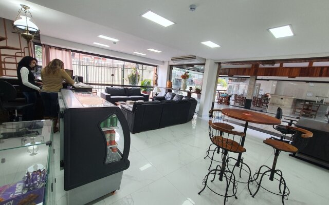 Hotel Chalet Monet - Granja Vianna