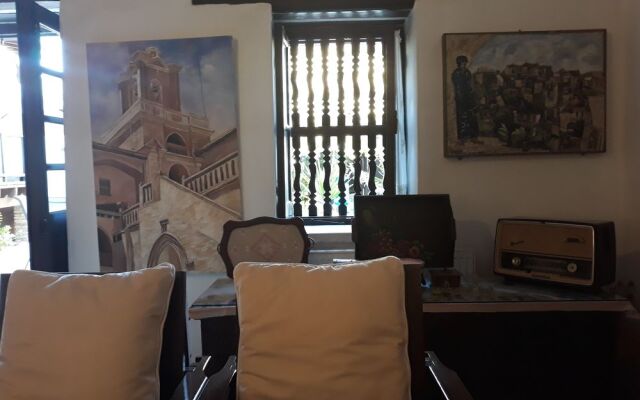 AVLI Traditional Houses