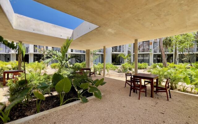 Selva Studios by Casago