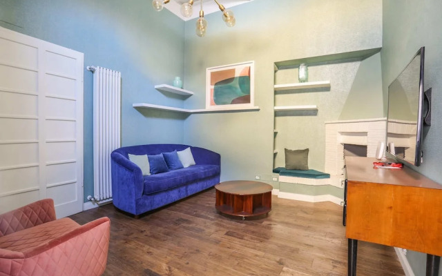 Romantic Flat in central Florence