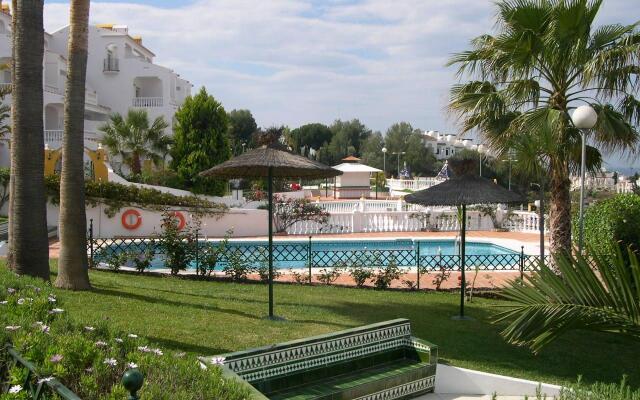 Apartamentos Turísticos Las Rosas de Capistrano
