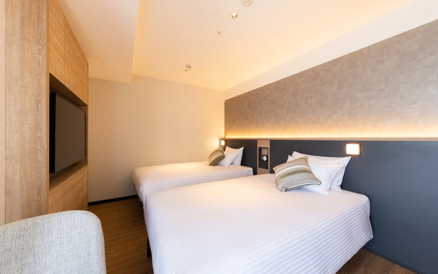 JR-East Hotel Mets Yokohama
