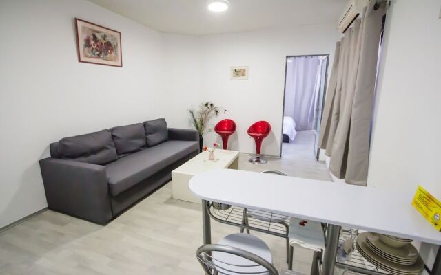 Britel Apartments