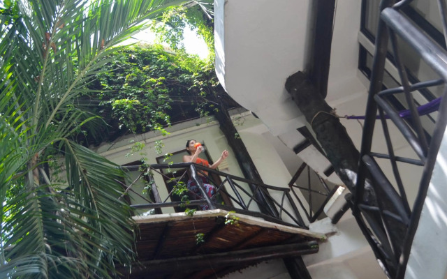 Siesta Fiesta Hotel