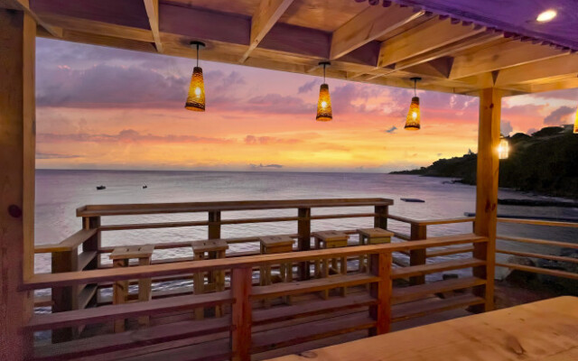 Sunset Reef St. Kitts