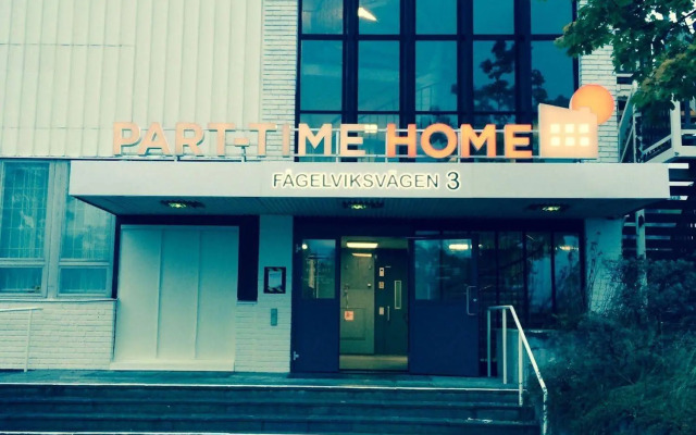 Part-Time Home Slagsta Strand
