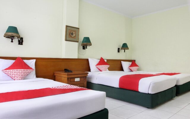 OYO 154 Griya Patria Guest House