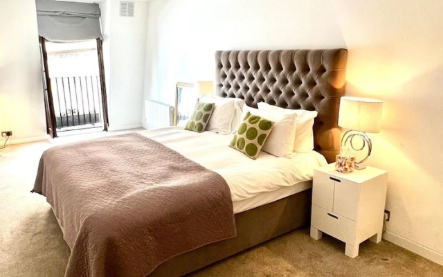 Mayfair Piccadilly Apartment