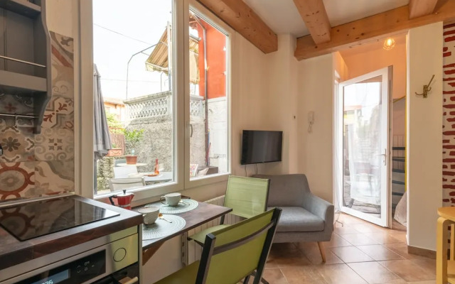 Aperol in Iseo With 1 Bedrooms and 1 Bathrooms