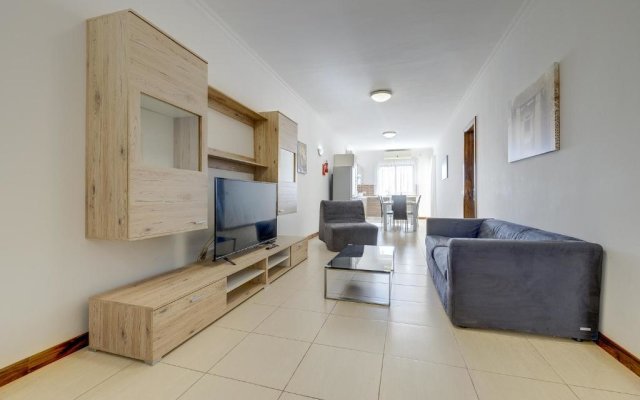 Modern 3 Bedroom Apartment in Central Sliema