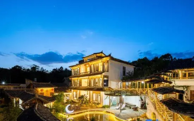 Chunzhuang Gengshang Hostel