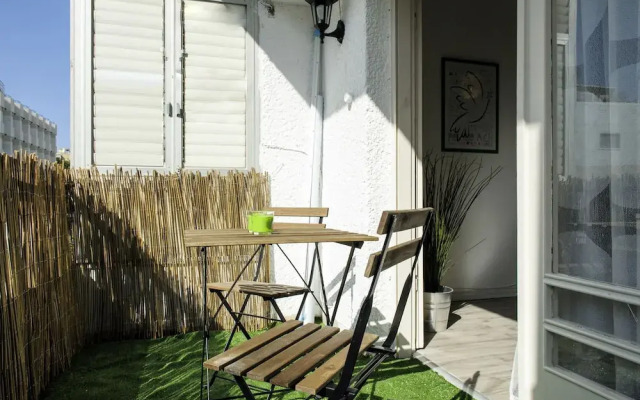 1 Bedroom Apartment With Balcony