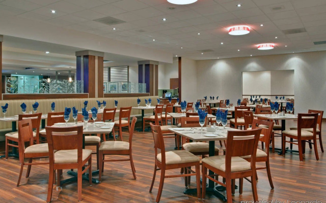 Allure Hotel & Conference Centre, Ascend Hotel Collection