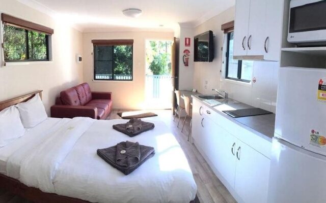 Mapleton Cabins & Caravan Park