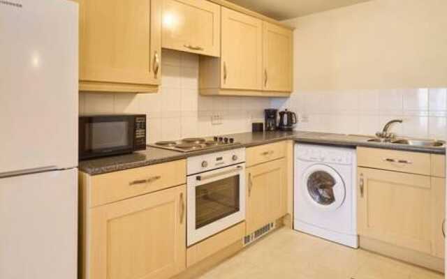 Host Stay Bingley Court