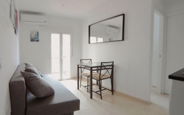 Apartamento interior cercano al parque Olof Palme AP5