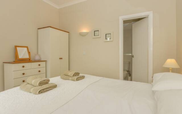 2 Hazeldene