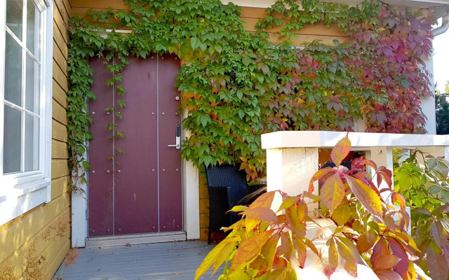 Theater and Beach Apartment