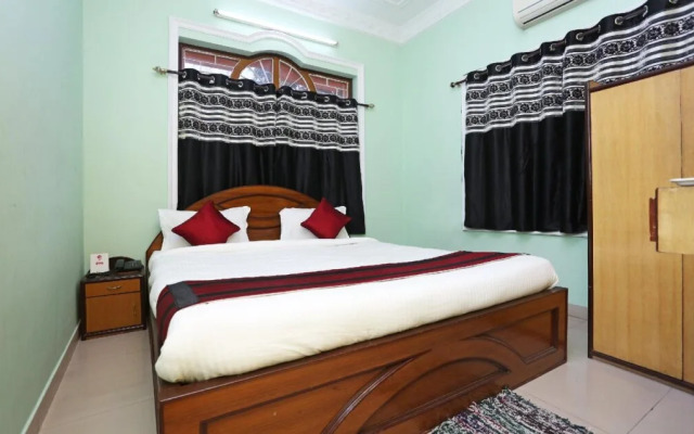 Sterling Guest House by OYO Rooms