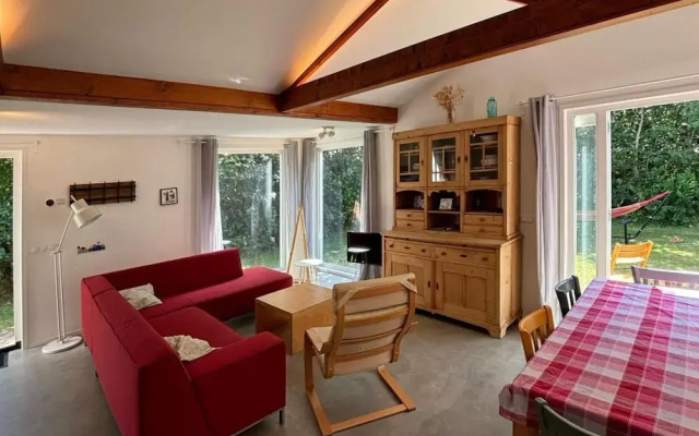 Renovated Bungalow With Garden for Families