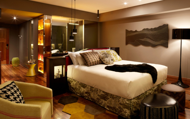QT Sydney – Guest Rooms – Sydney