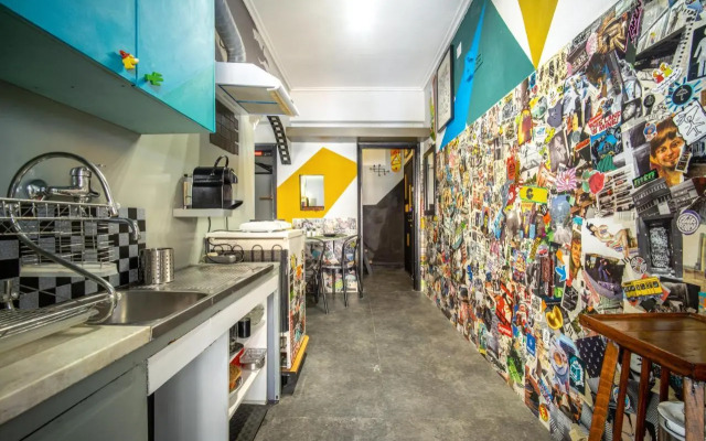 Stay-in-Art, Little Imaginary Apt, 20' to Acropolis
