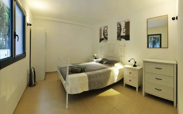 Apartment With One Bedroom In Cadaqués, With Enclosed Garden And Wifi - Apartment in Cadaques - Photo 2