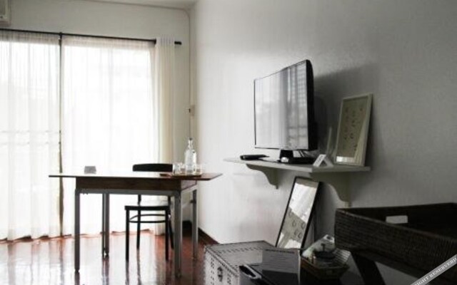 Aster9 House