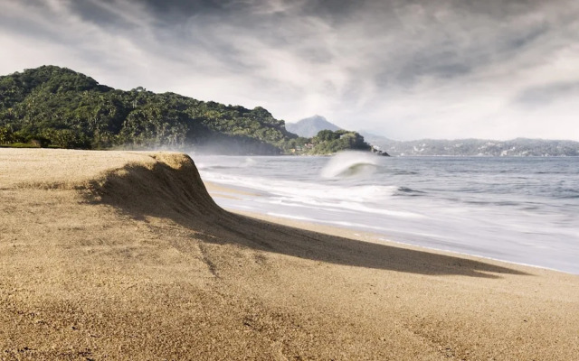 Condo Bahia 2 by Vallarta Rentals