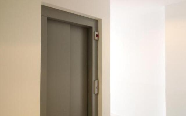 Gloria Apartment