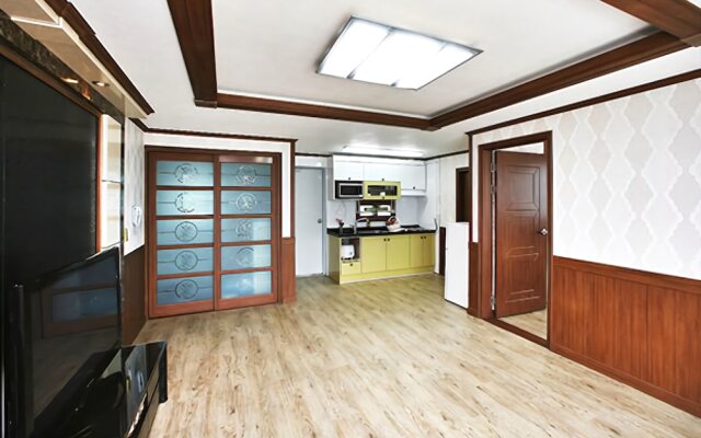 Tongyeong Blue Marine Pension