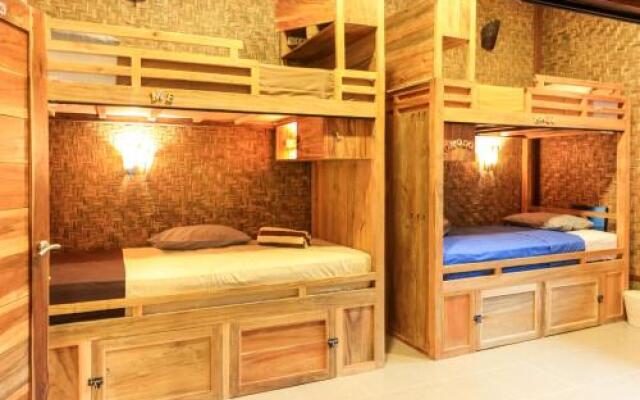 Sleepy Croc Hostel