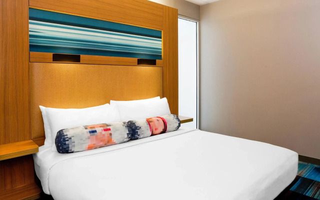 Aloft Arundel Mills BWI Airport