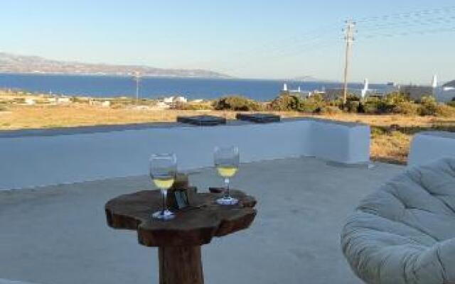 White House with Sea View