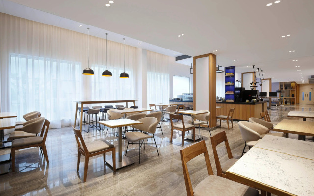 Holiday Inn Express Bengaluru Whitefield Itpl by IHG