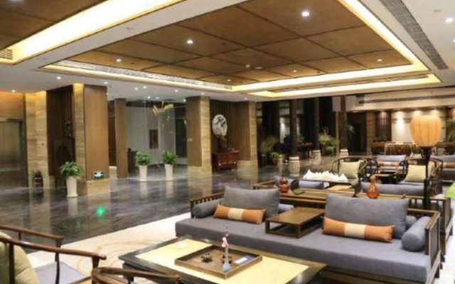 Laoshan Academy hotel