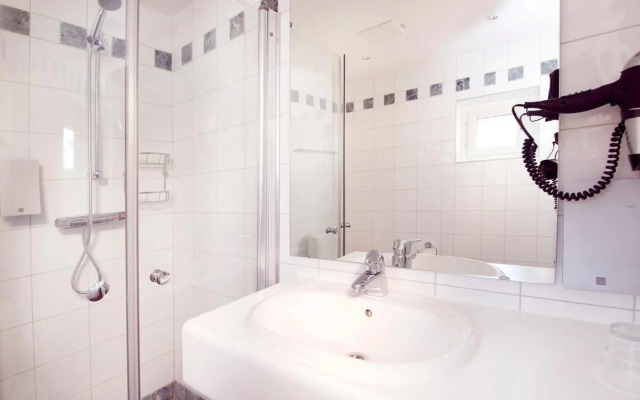 Home Hotel Temperance