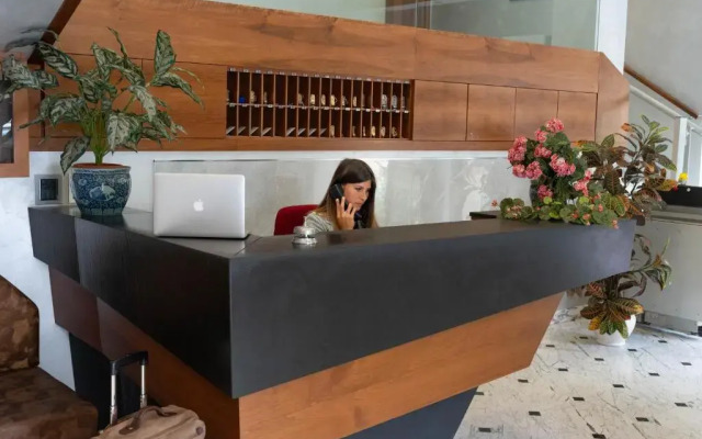 Hotel Iris