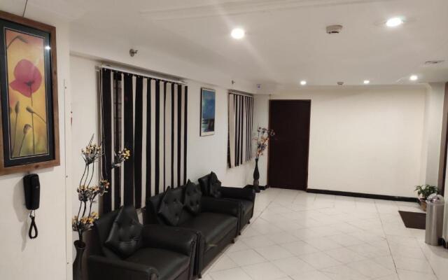Hotel Pushpak