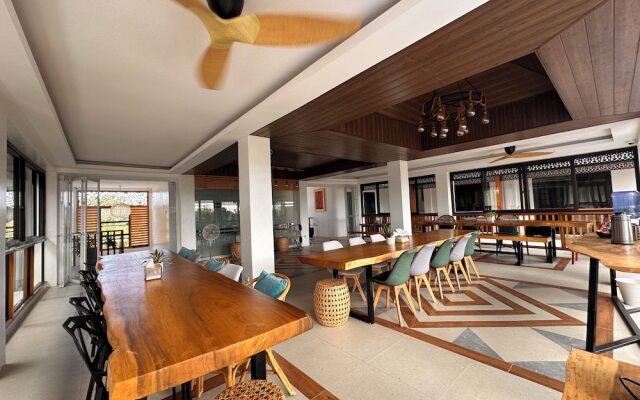 Azul de Panglao Hotel
