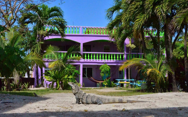 Parham Plaza Hotel
