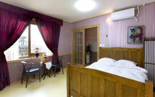 Goodstay Pinocchio Pension