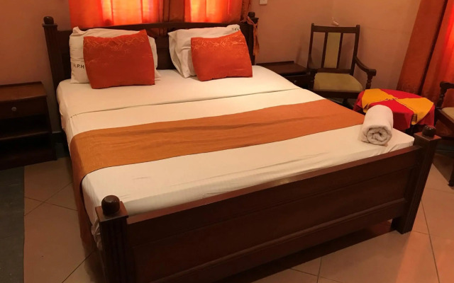 Regency Park Hotel