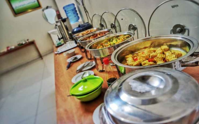 Jamrud Syariah Hotel – Meal – Pangkalan Bun