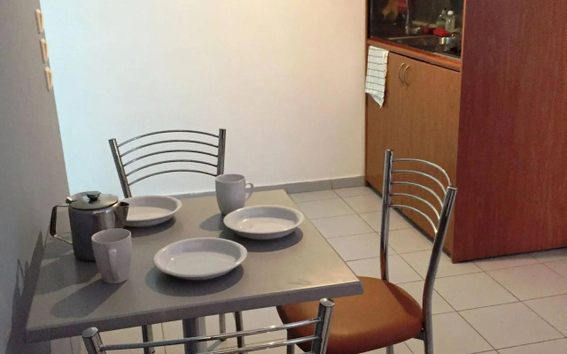 Caravel Apartment Hotel
